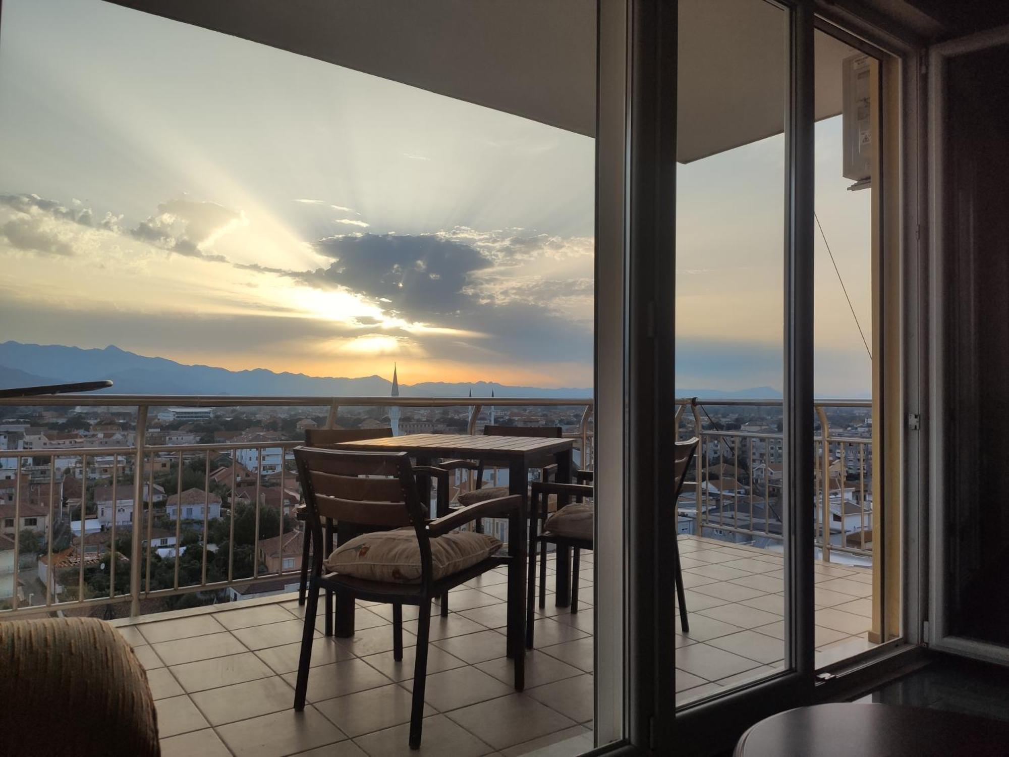 Sunset View Apartment Shkoder Rooftop Exterior photo